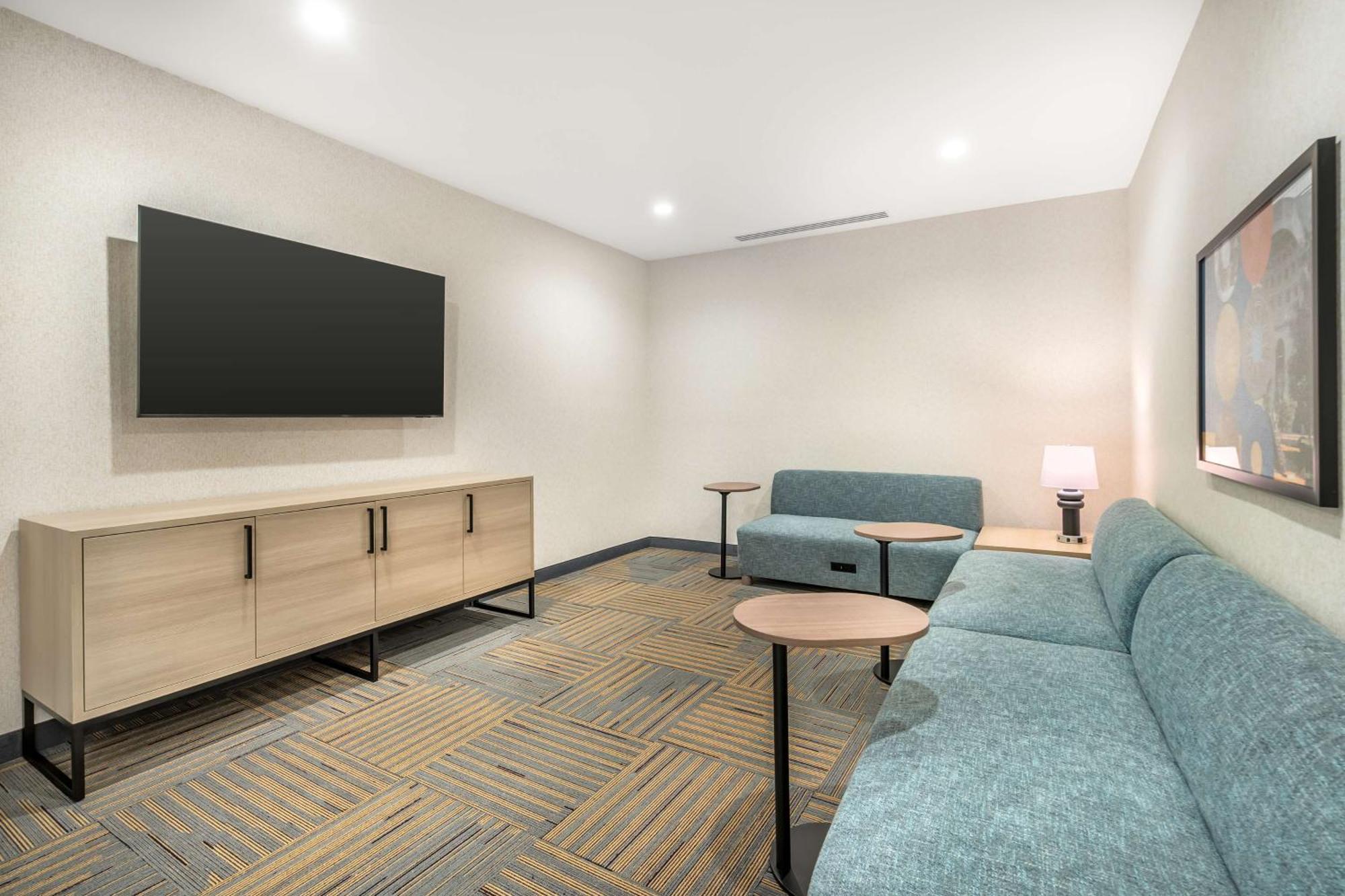 Home2 Suites By Hilton Reynoldsburg Columbus East 外观 照片